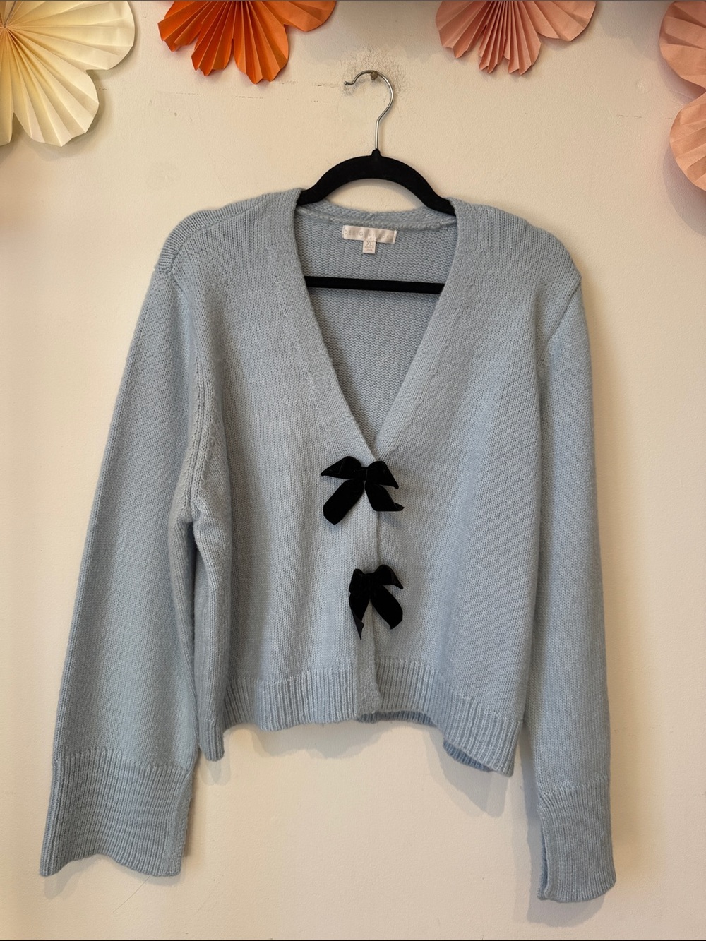 Design history bow knit Xlarge